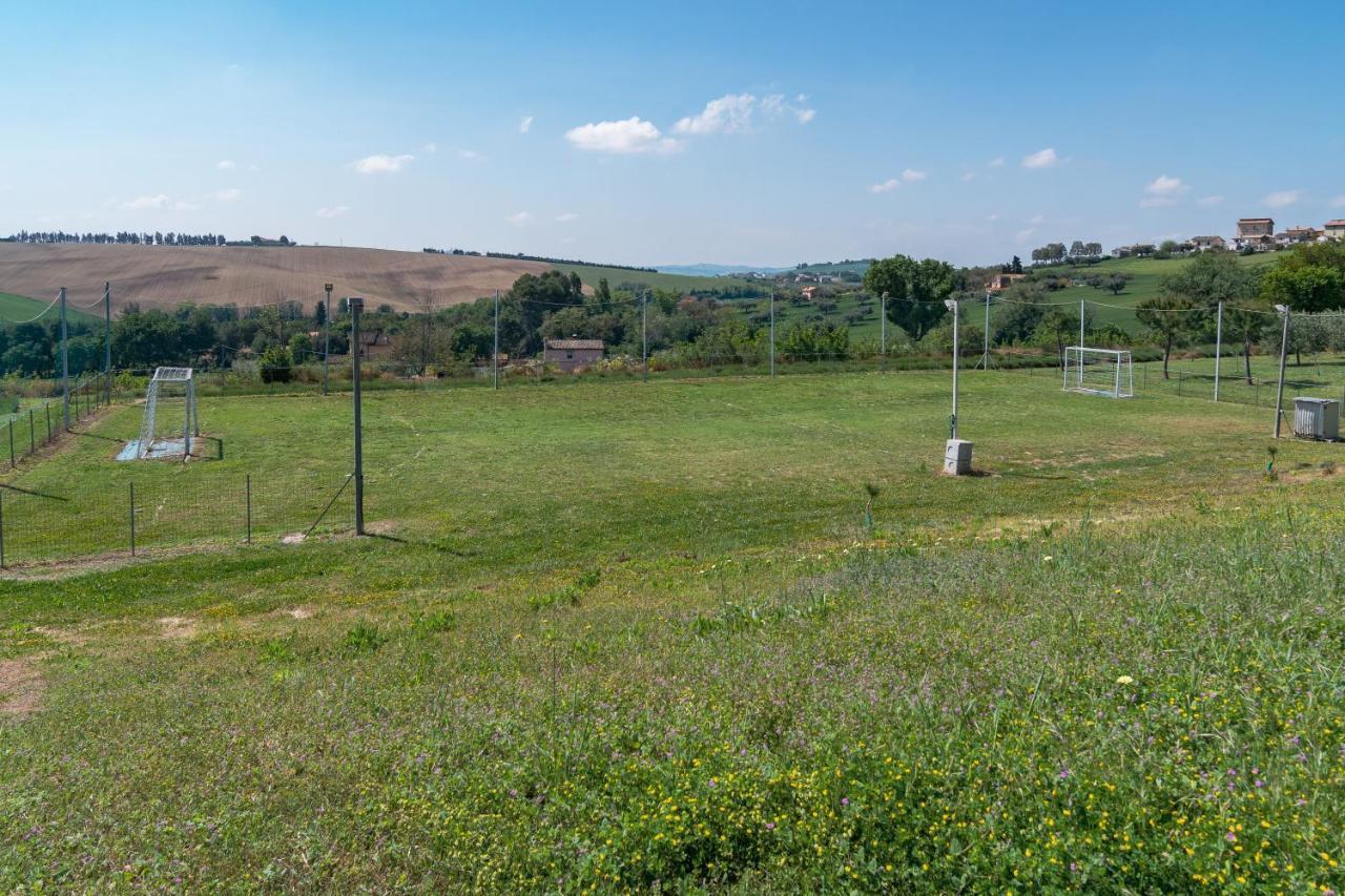 לורטו Agriturismo Case Al Sole מראה חיצוני תמונה