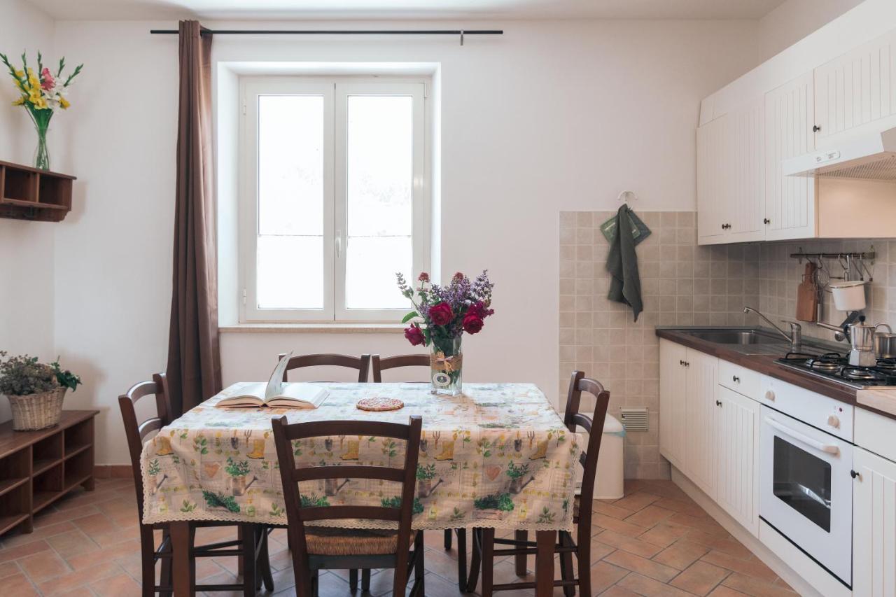 לורטו Agriturismo Case Al Sole מראה חיצוני תמונה